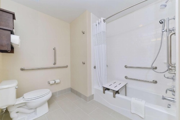 Hampton Inn By Hilton & Suites Des Moines Downtown image 24